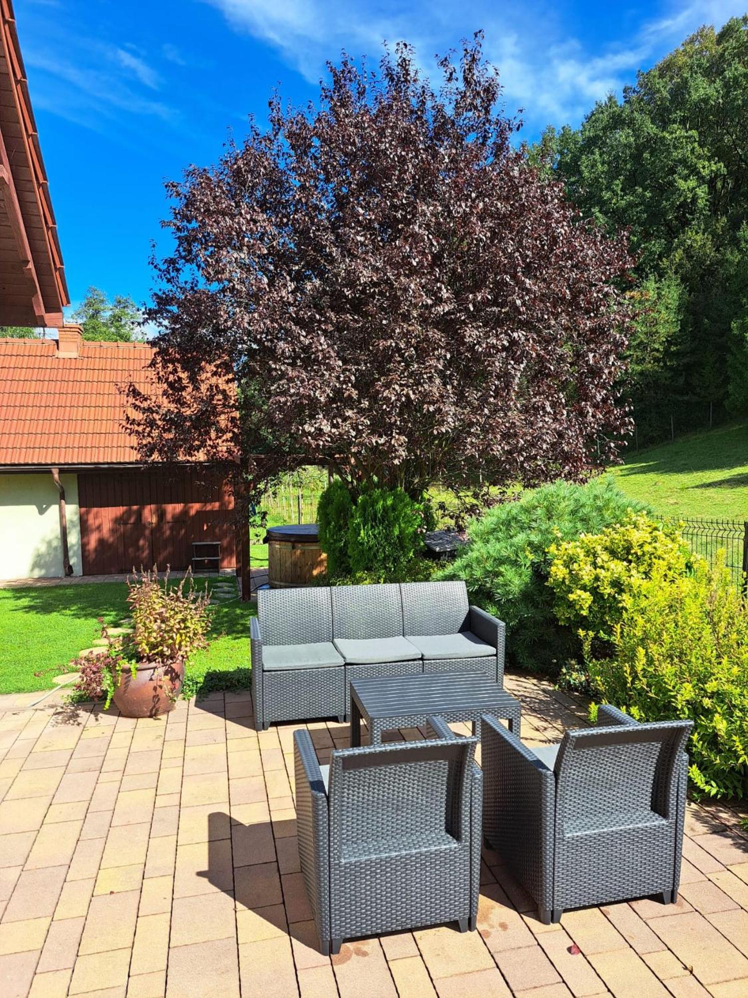 Dom Na Polanie Villa Brzeznica  Kültér fotó